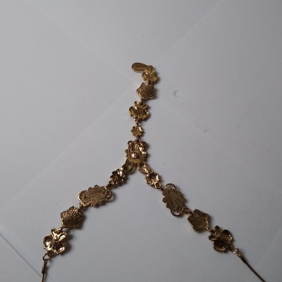 Y Shaped White Flower Metal Necklace 16 Inches - Picture 12 of 15